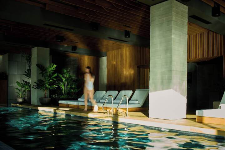 Pool 95 of 127