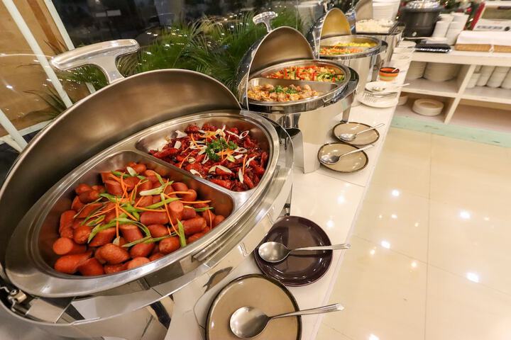 Breakfast buffet