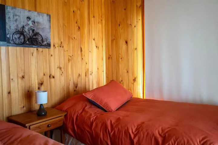 Room 2 of 12