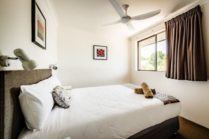 Room 4 of 30