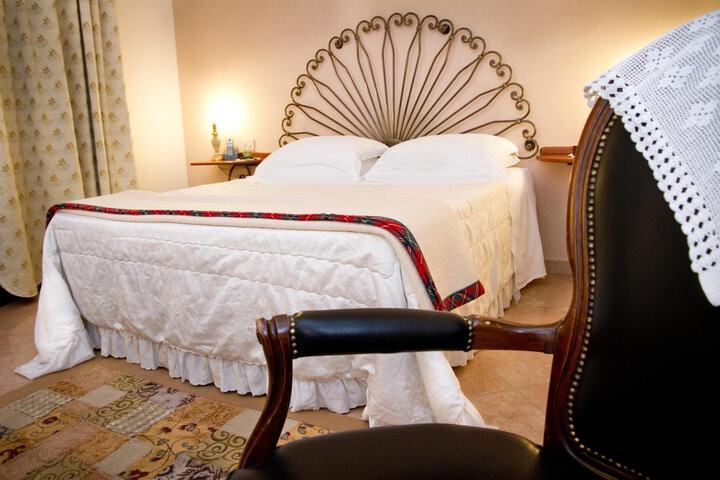 Room 21 of 65
