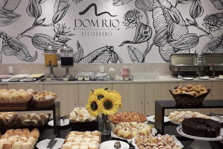 Dining 89 of 105