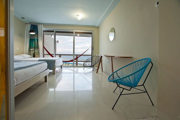 Room 14 of 51