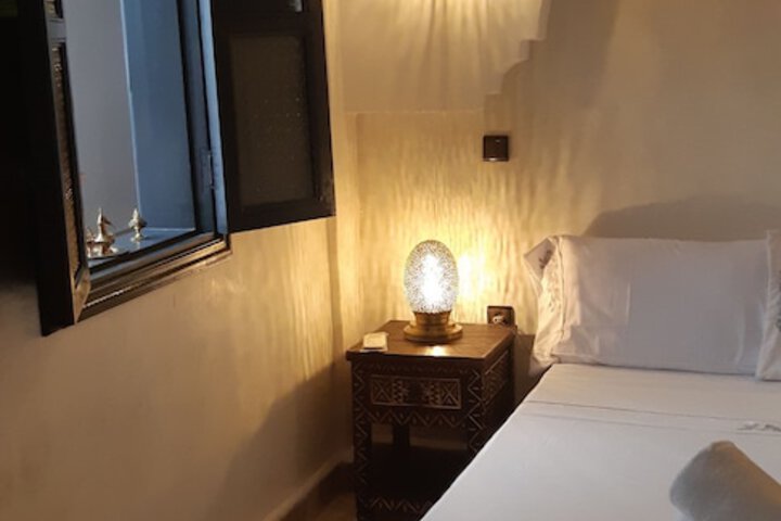Room 13 of 104