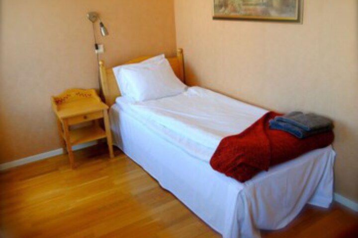 Room 17 of 17