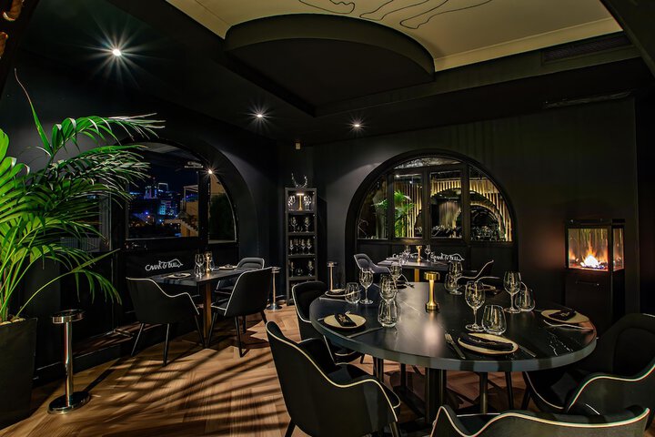Dining 66 of 97