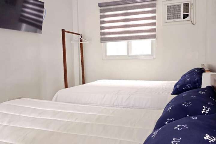Room 3 of 12