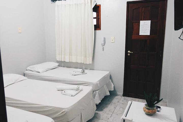 Room 11 of 38
