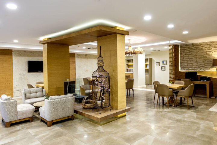 Lobby Photos