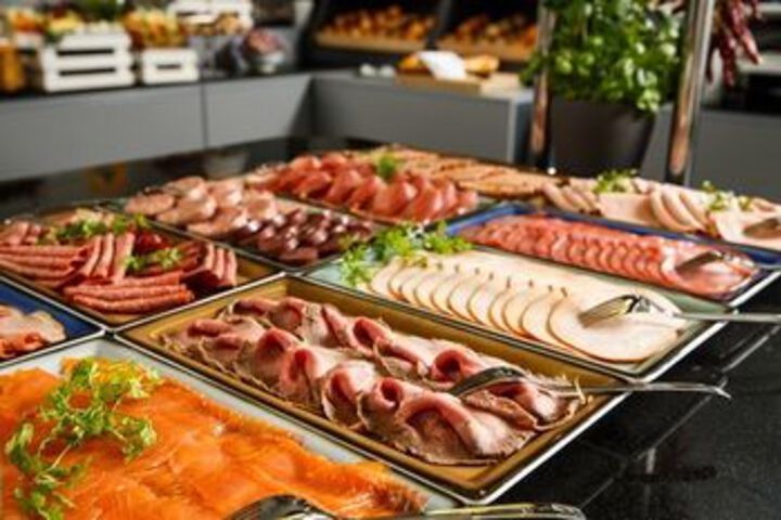 Dining 93 of 120