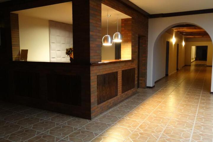 Hotel Junior