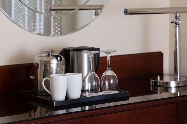 Breakfast/Coffee Service 23 of 56