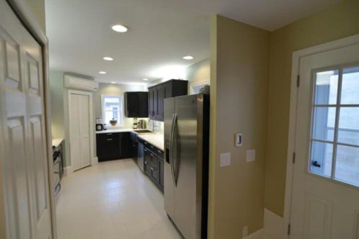 1424 Northwest Townhome #1042 Townhouse in Washington, DC
