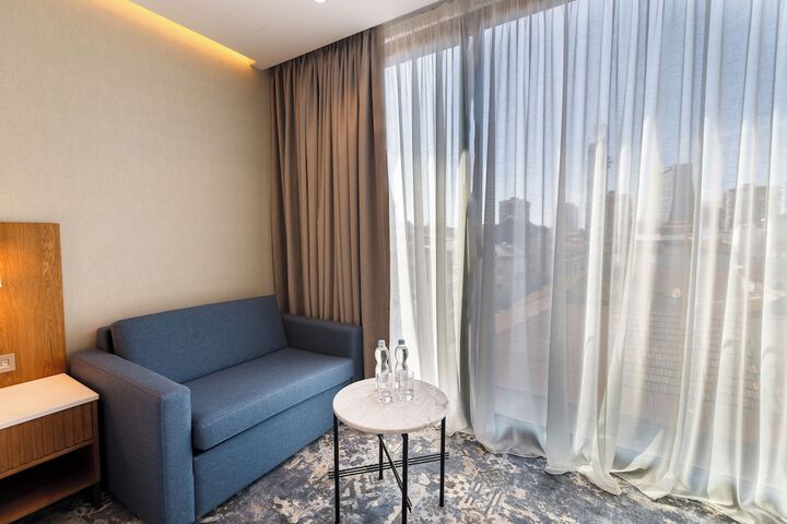 Room 7 of 29