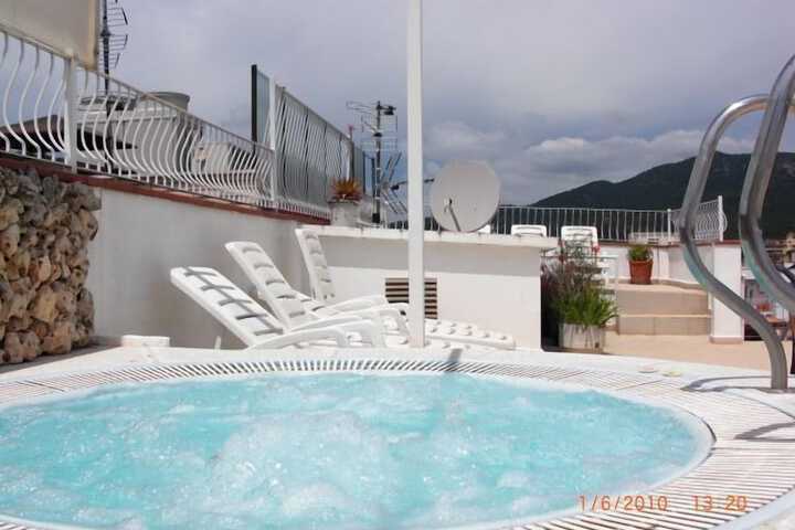 Pool 34 of 39