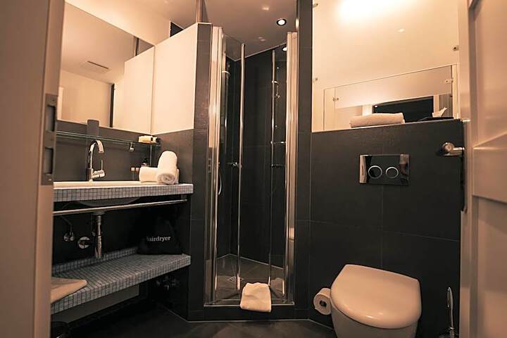 Photo 25