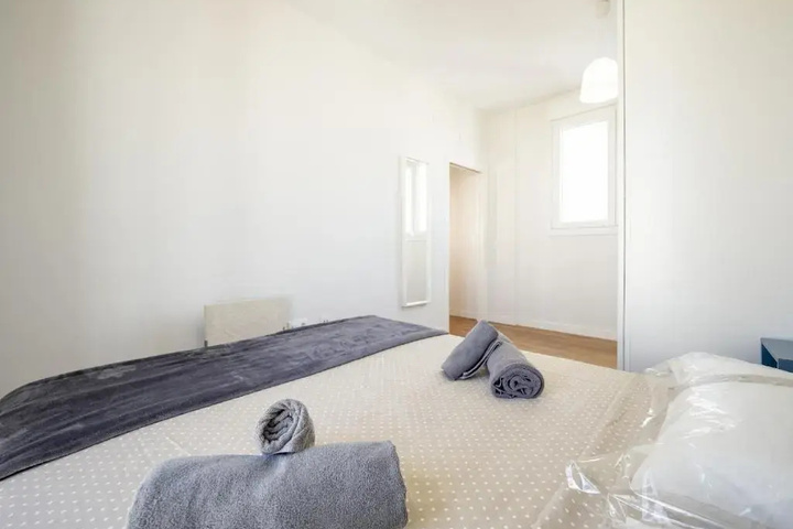 Room 5 of 21