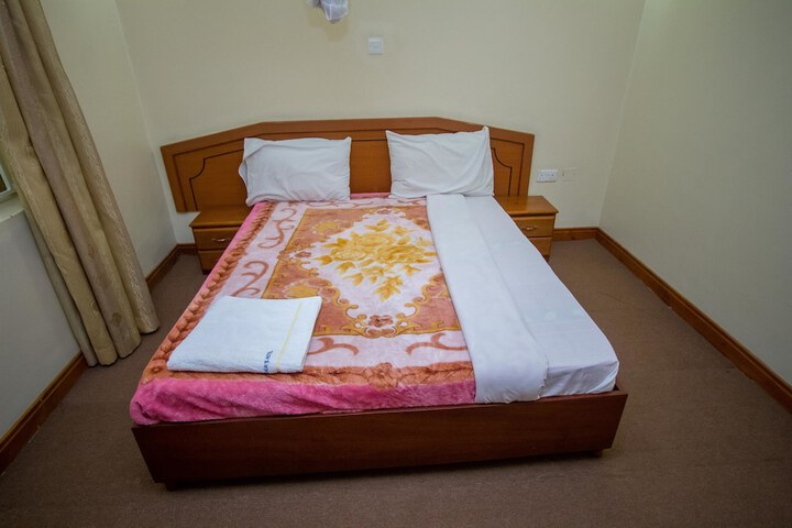 Room 28 of 72