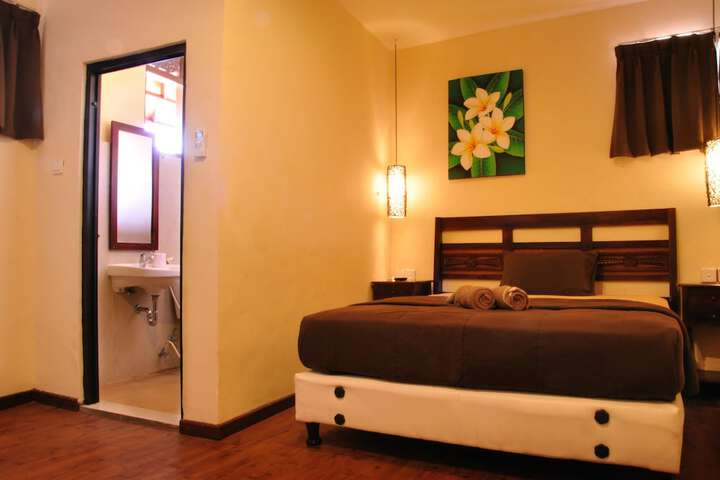 Room 5 of 30