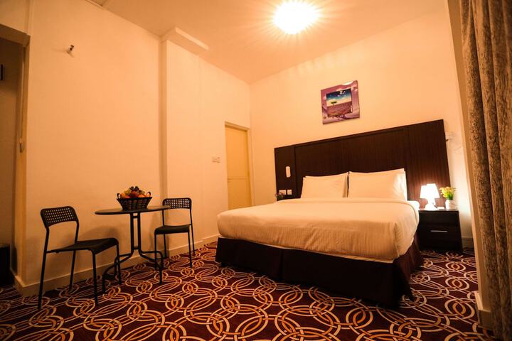 Room 9 of 60