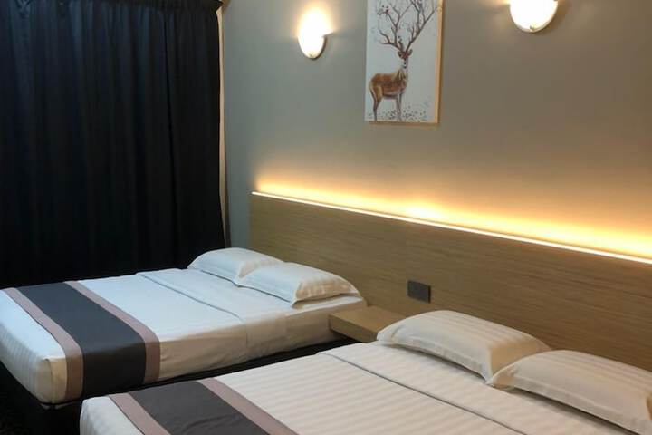 Room 13 of 15