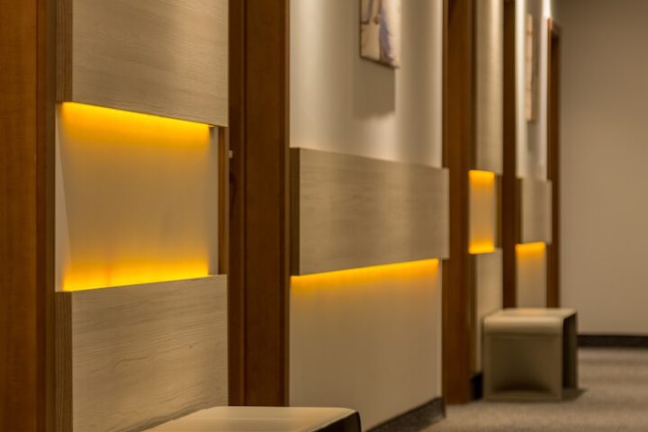 Ballroom/Hall 44 of 52