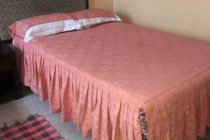 Room 3 of 21