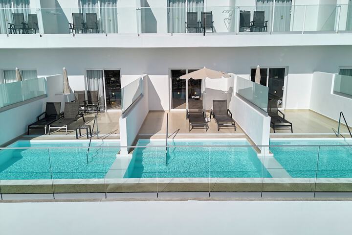 Pool 20 of 101