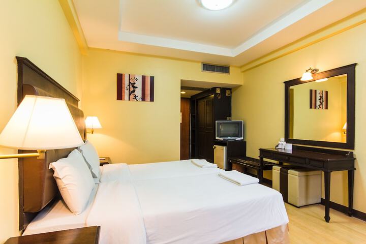 Room 20 of 31