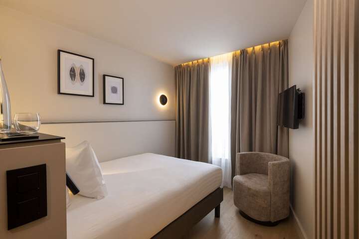 Room 10 of 57