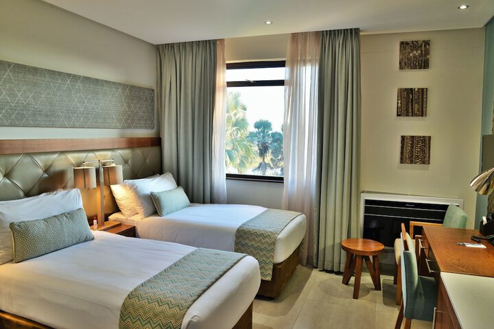Room 6 of 47