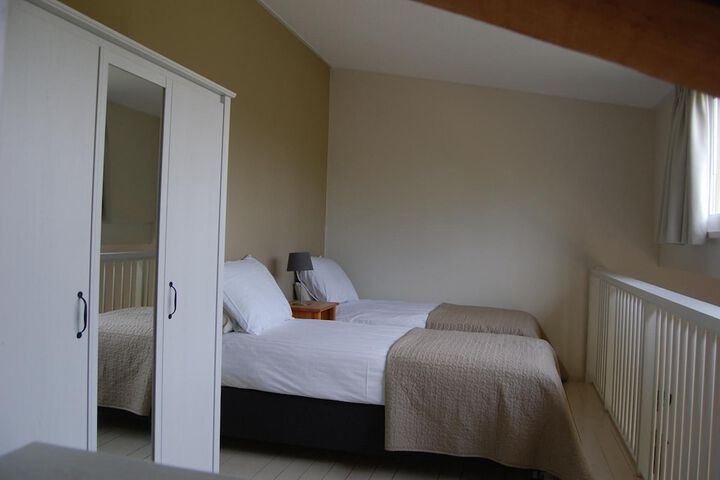 Room 8 of 54