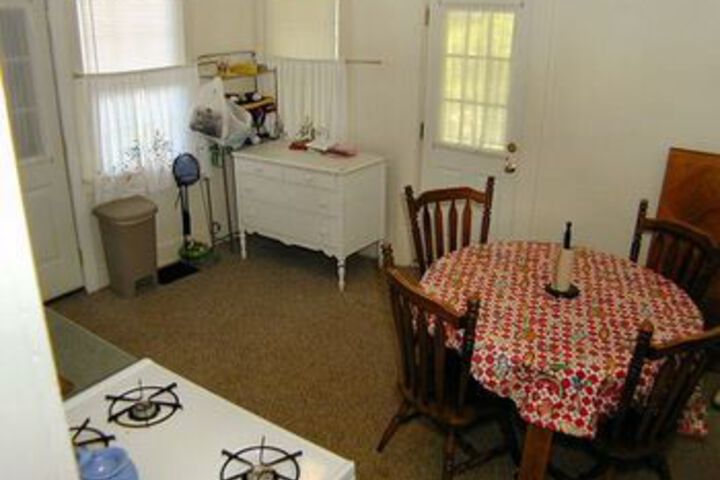 Room 53 of 69