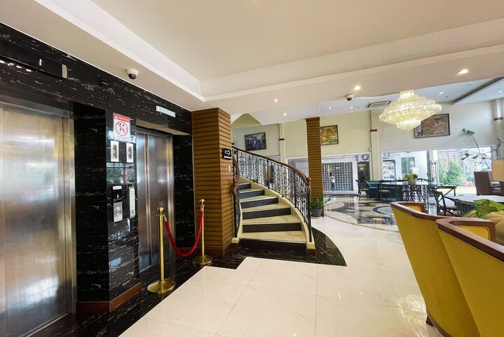 Elevator