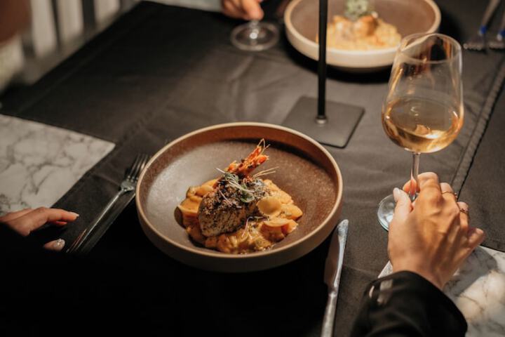 Dining 297 of 340
