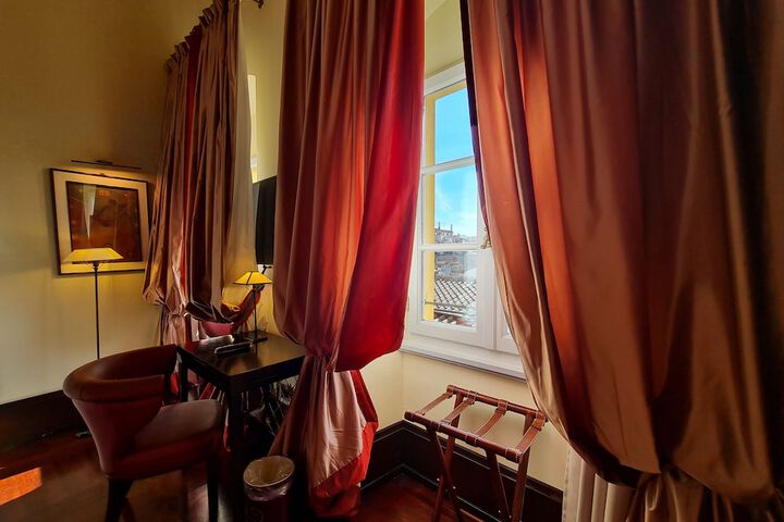 Room 30 of 70