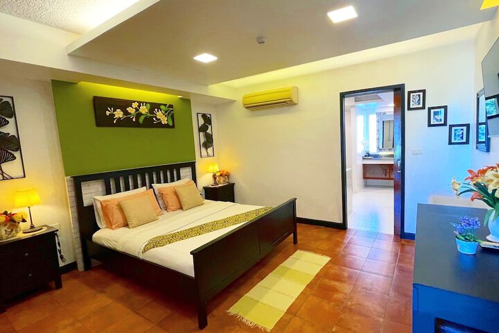 Room 16 of 68