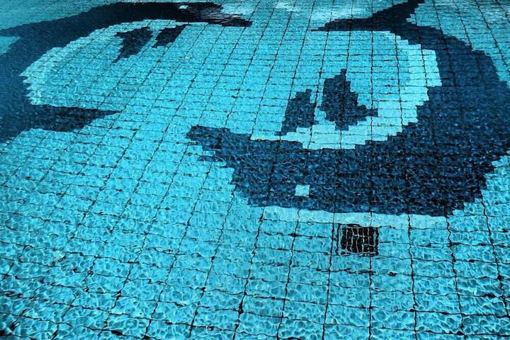 Pool 41 of 78