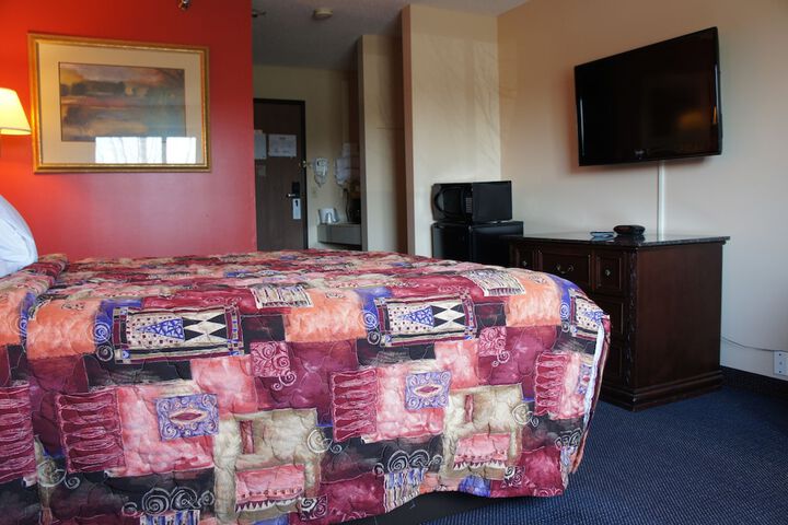 Standard | King Bed (16 of 20)