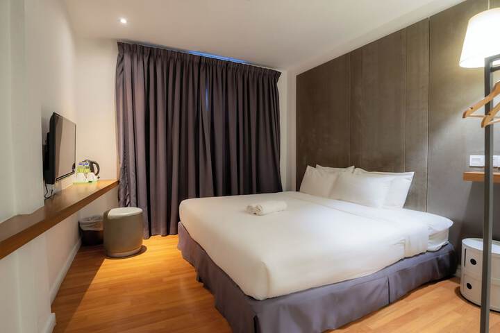 Room 25 of 54
