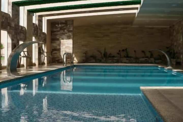 Pool 40 of 50