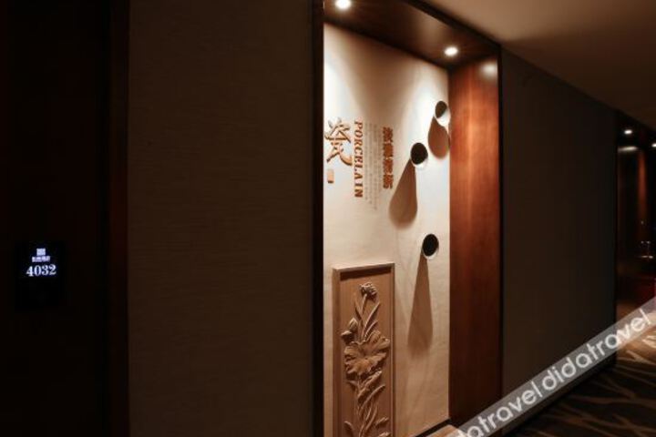 Hotel Interior 6 of 25