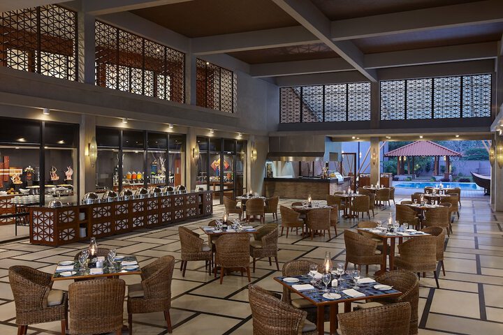 Dining 93 of 132
