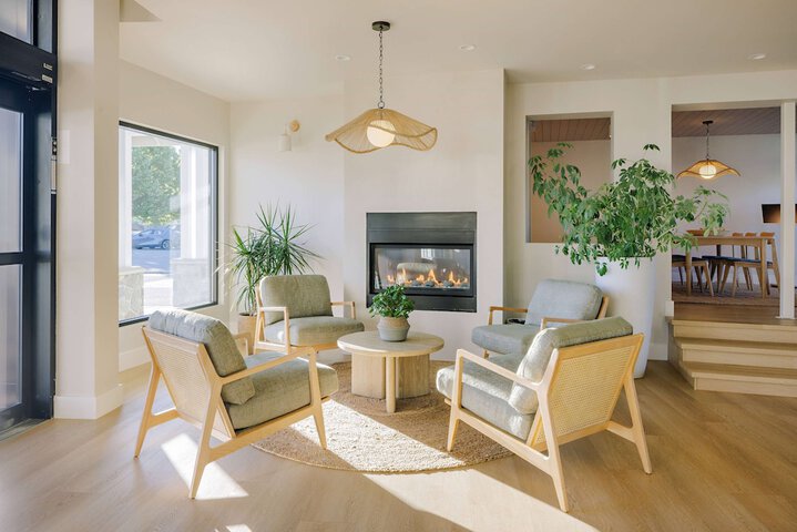 Hotel Interior 4 of 170