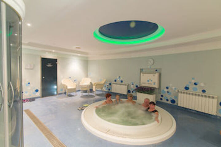 Spa 48 of 52