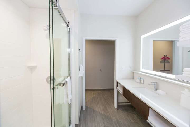 Bathroom shower