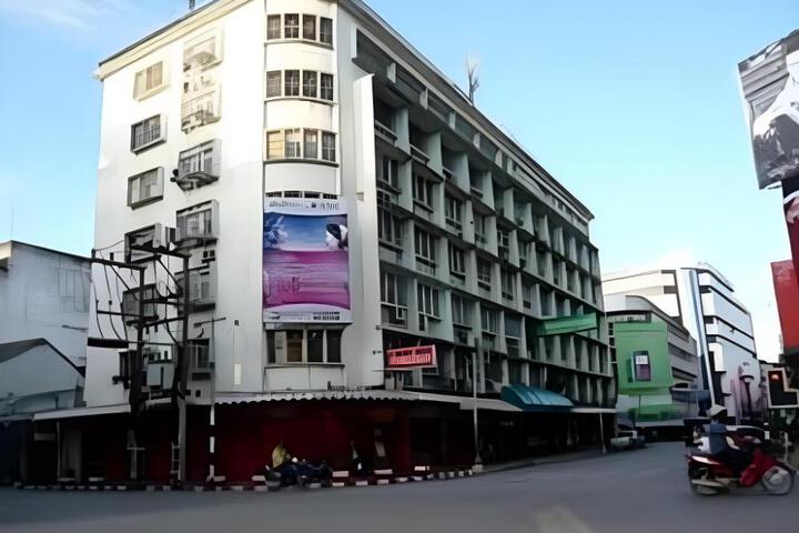 Laemthong Hotel