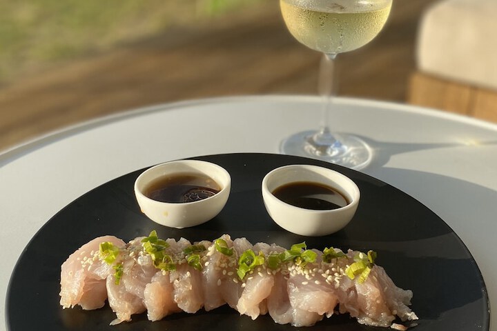 Dining 19 of 29