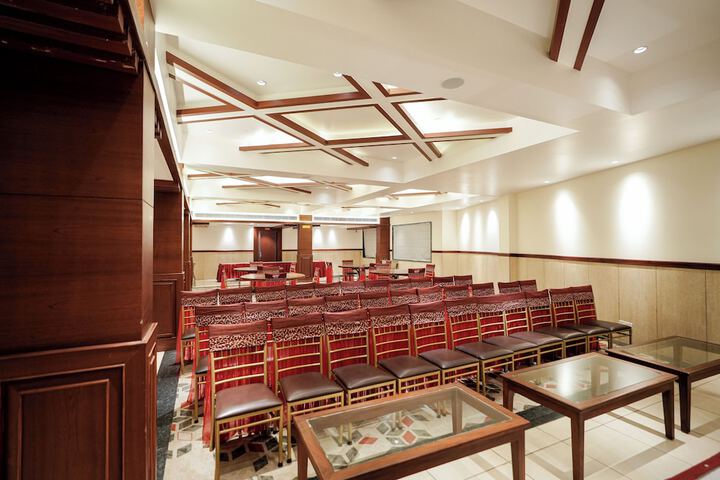 Ballroom/Hall 48 of 50