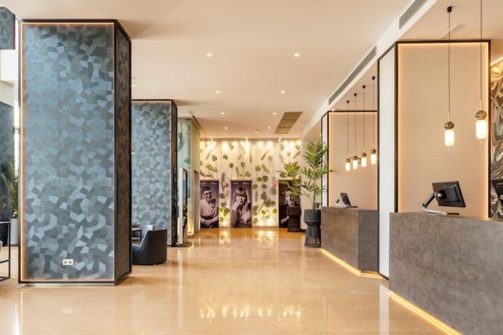 Hotel Lobby